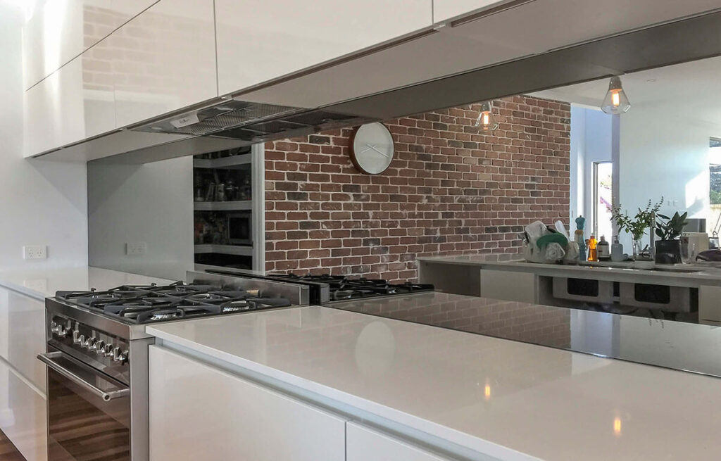 Mirror Splashback in Kitchen